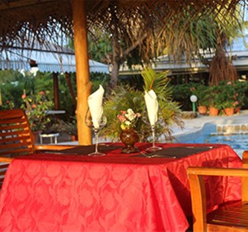 Pension Fare Maeva Huahine Ngoại thất bức ảnh